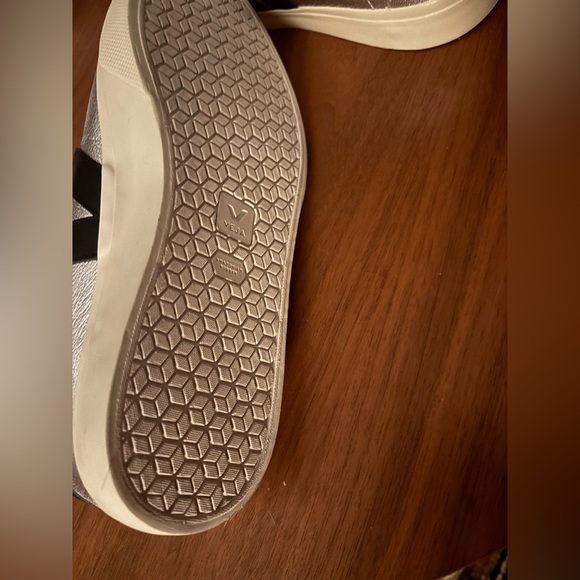 Veja Campo Leather Sneakers - Picture 8 of 8